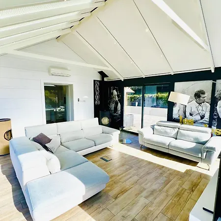 Luxurious House Nest Near Gerardmer! Semesterbostad *