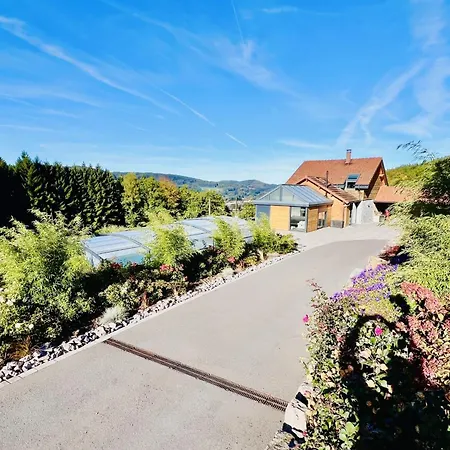 Luxurious House Nest Near Gerardmer! Semesterbostad